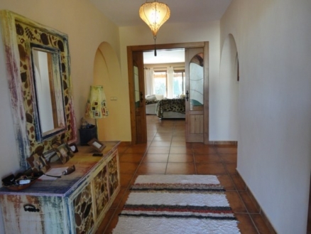 Coin property: Villa with 4 bedroom in Coin, Spain 157692