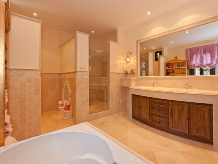 Benahavis&nbsp;property:&nbsp;Villa&nbsp;in&nbsp;Malaga&nbsp;for&nbsp;sale&nbsp;157753