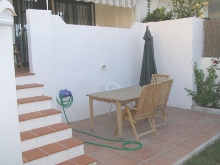 Estepona property: Apartment with 3 bedroom in Estepona 157818