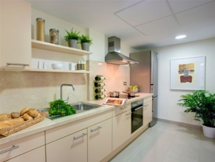 Estepona property: Apartment with 2 bedroom in Estepona 157827