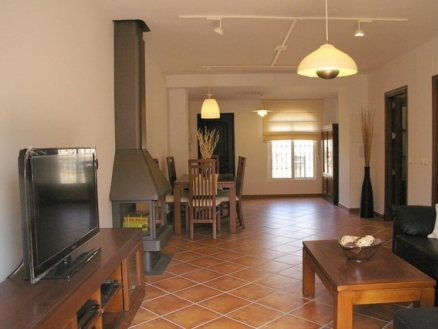 Coin property: Malaga property | 3 bedroom Townhome 157860