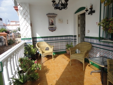 Townhome&nbsp;with&nbsp;4&nbsp;bedroom&nbsp;in&nbsp;town,&nbsp;Spain&nbsp;157869