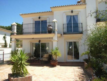 Villa for sale in town 157888