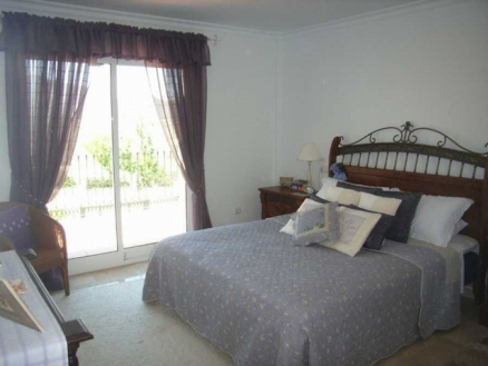 Malaga property | 3 bedroom Villa 157888