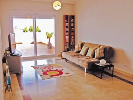 Estepona property: Apartment with 2 bedroom in Estepona 157987