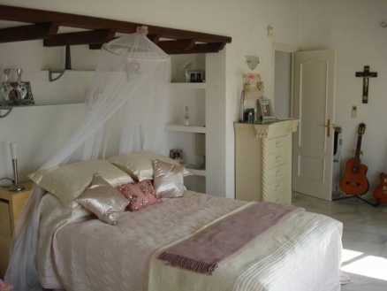 El&nbsp;Faro&nbsp;property:&nbsp;Malaga&nbsp;property&nbsp;|&nbsp;4&nbsp;bedroom&nbsp;Villa&nbsp;157989