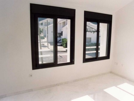 Alhaurin El Grande property: Townhome for sale in Alhaurin El Grande, Malaga 158009