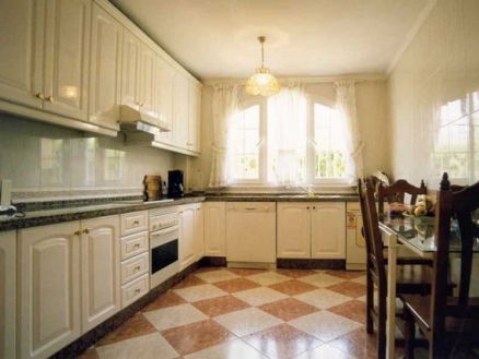 Malaga&nbsp;property&nbsp;|&nbsp;4&nbsp;bedroom&nbsp;Villa&nbsp;158013