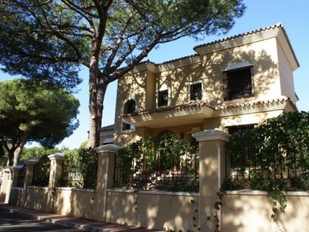 Las Chapas De Marbella property: Villa for sale in Las Chapas De Marbella 158128