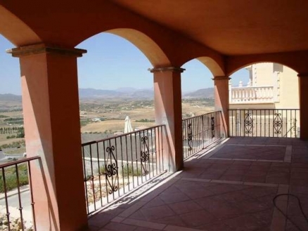 Coin property: Villa with 4 bedroom in Coin 158199