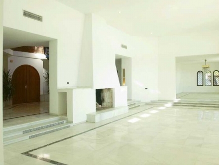 El Paraiso property: Villa with 7 bedroom in El Paraiso, Spain 158212