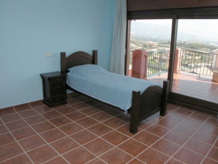 Benahavis&nbsp;property:&nbsp;Malaga&nbsp;property&nbsp;|&nbsp;4&nbsp;bedroom&nbsp;Villa&nbsp;158284