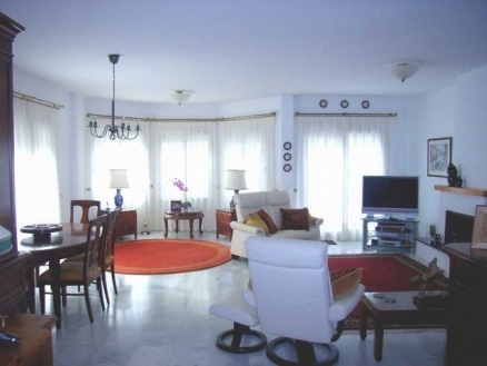 Alhaurin&nbsp;De&nbsp;La&nbsp;Torre&nbsp;property:&nbsp;Townhome&nbsp;with&nbsp;4&nbsp;bedroom&nbsp;in&nbsp;Alhaurin&nbsp;De&nbsp;La&nbsp;Torre&nbsp;158327