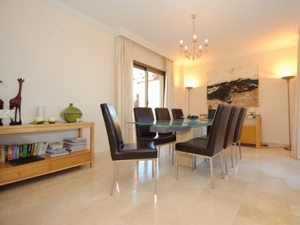 Benahavis&nbsp;property:&nbsp;Apartment&nbsp;with&nbsp;3&nbsp;bedroom&nbsp;in&nbsp;Benahavis,&nbsp;Spain&nbsp;158375