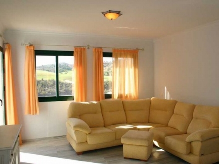 Alhaurin El Grande property: Apartment with 3 bedroom in Alhaurin El Grande, Spain 158416