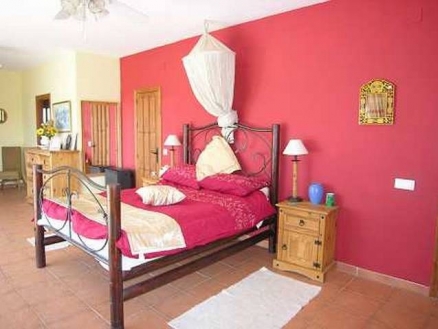 Malaga&nbsp;property:&nbsp;Malaga&nbsp;property&nbsp;|&nbsp;3&nbsp;bedroom&nbsp;Villa&nbsp;158575