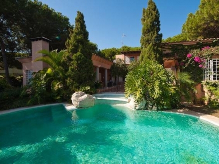 Villa&nbsp;for&nbsp;sale&nbsp;in&nbsp;town,&nbsp;Spain&nbsp;158584