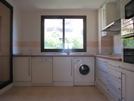 Benahavis property: Apartment for sale in Benahavis, Malaga 158594