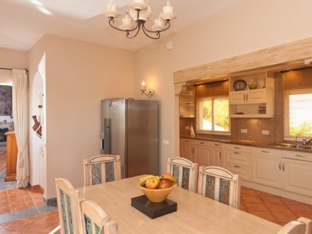 Las Chapas De Marbella property: Villa for sale in Las Chapas De Marbella, Malaga 158603