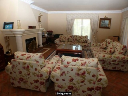 Villa&nbsp;for&nbsp;sale&nbsp;in&nbsp;town,&nbsp;Spain&nbsp;158625