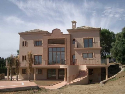 Villa&nbsp;with&nbsp;5&nbsp;bedroom&nbsp;in&nbsp;town&nbsp;158717