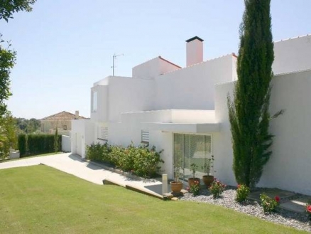 Villa&nbsp;for&nbsp;sale&nbsp;in&nbsp;town&nbsp;158734