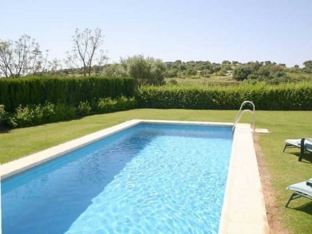 Villa&nbsp;for&nbsp;sale&nbsp;in&nbsp;town,&nbsp;Spain&nbsp;158734