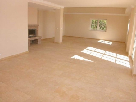 Villa&nbsp;with&nbsp;5&nbsp;bedroom&nbsp;in&nbsp;town&nbsp;158826