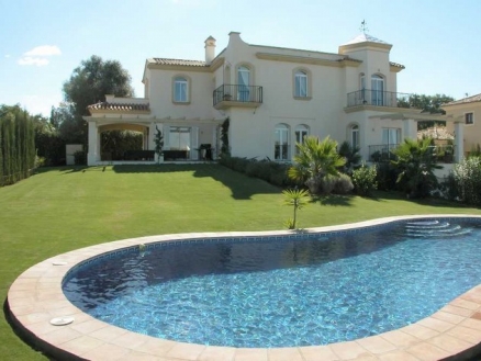 Villa&nbsp;for&nbsp;sale&nbsp;in&nbsp;town&nbsp;158901