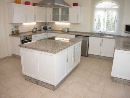 Villa&nbsp;with&nbsp;4&nbsp;bedroom&nbsp;in&nbsp;town,&nbsp;Spain&nbsp;158901