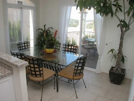 Villa&nbsp;in&nbsp;Cadiz&nbsp;for&nbsp;sale&nbsp;158901