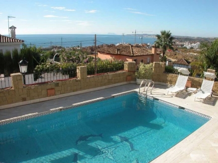 Estepona property: Villa with 4 bedroom in Estepona 158911