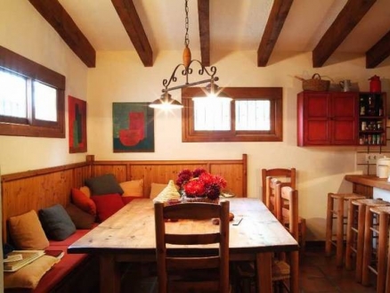 Villa&nbsp;with&nbsp;4&nbsp;bedroom&nbsp;in&nbsp;town,&nbsp;Spain&nbsp;158921