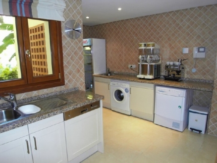 Estepona property: Apartment for sale in Estepona, Malaga 158979