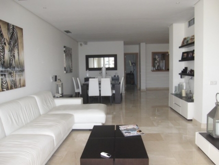 Estepona property: Apartment for sale in Estepona, Malaga 159006