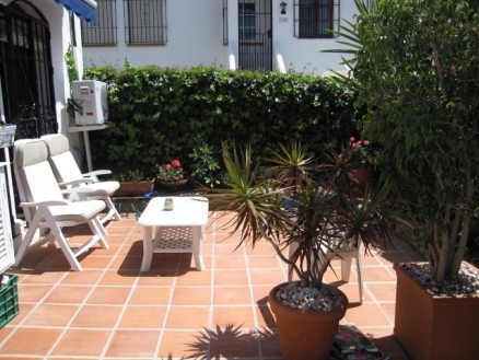 Estepona property: Apartment with 2 bedroom in Estepona 159038
