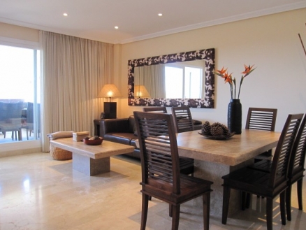 Estepona property: Apartment with 2 bedroom in Estepona 159063