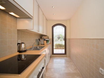 Estepona property: Apartment for sale in Estepona, Malaga 159074