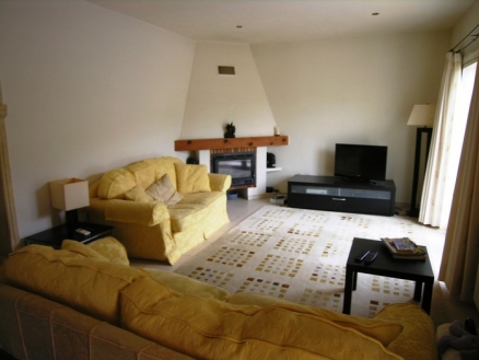 Villa for sale in town, Spain 160228