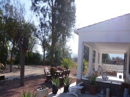 Villa for sale in town, Spain 160293
