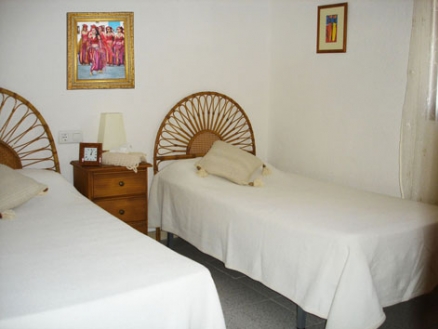 Villa with 6 bedroom in town 160305