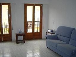 Apartment with 3 bedroom in town 160331
