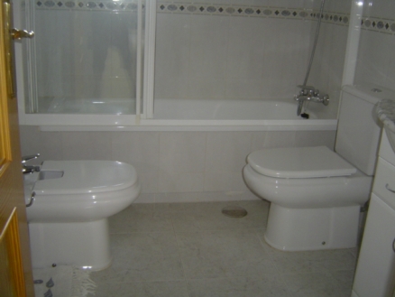 Villa for sale in town, Spain 160350