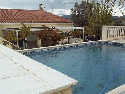 Villa for sale in town 160362