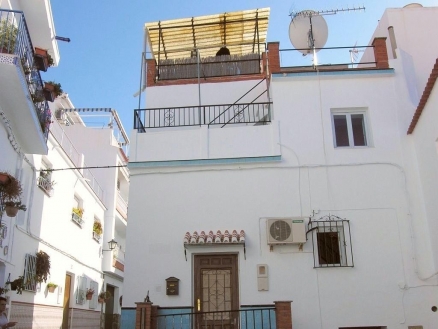 Competa property: Townhome for sale in Competa 160691