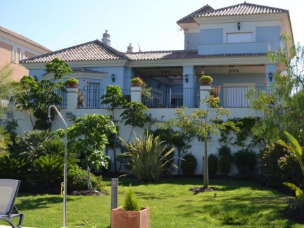 Malaga&nbsp;property&nbsp;|&nbsp;4&nbsp;bedroom&nbsp;Villa&nbsp;161230