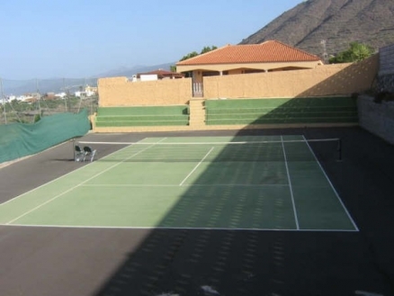 Villa&nbsp;with&nbsp;4&nbsp;bedroom&nbsp;in&nbsp;town&nbsp;161281