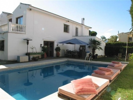 Villa&nbsp;for&nbsp;sale&nbsp;in&nbsp;town&nbsp;161530