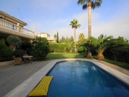 Villa&nbsp;with&nbsp;4&nbsp;bedroom&nbsp;in&nbsp;town,&nbsp;Spain&nbsp;161799