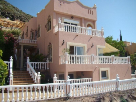 Villa&nbsp;for&nbsp;sale&nbsp;in&nbsp;town&nbsp;162186